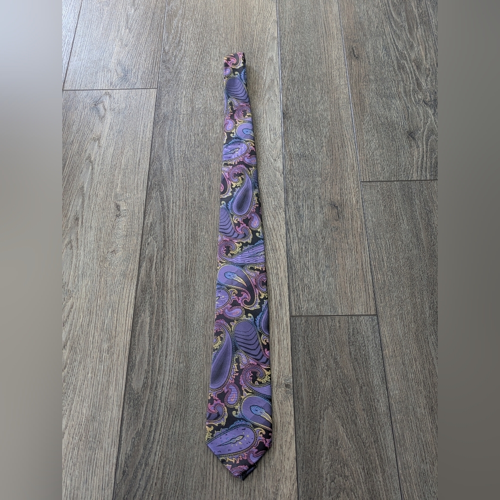 Gianfranco Italy Microfiber Neck Tie Purple Yellow Paisley Italian Necktie